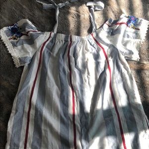 Westport Size Small Blouse (runs large)!!